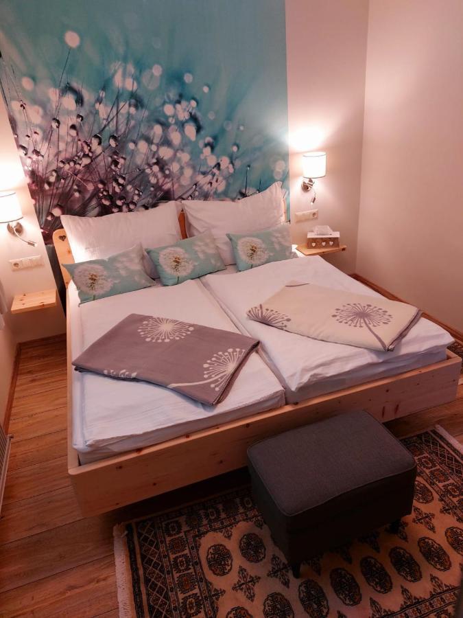 Koenigsapartments บาด ไคลน์เคิร์ชไฮม์ ภายนอก รูปภาพ